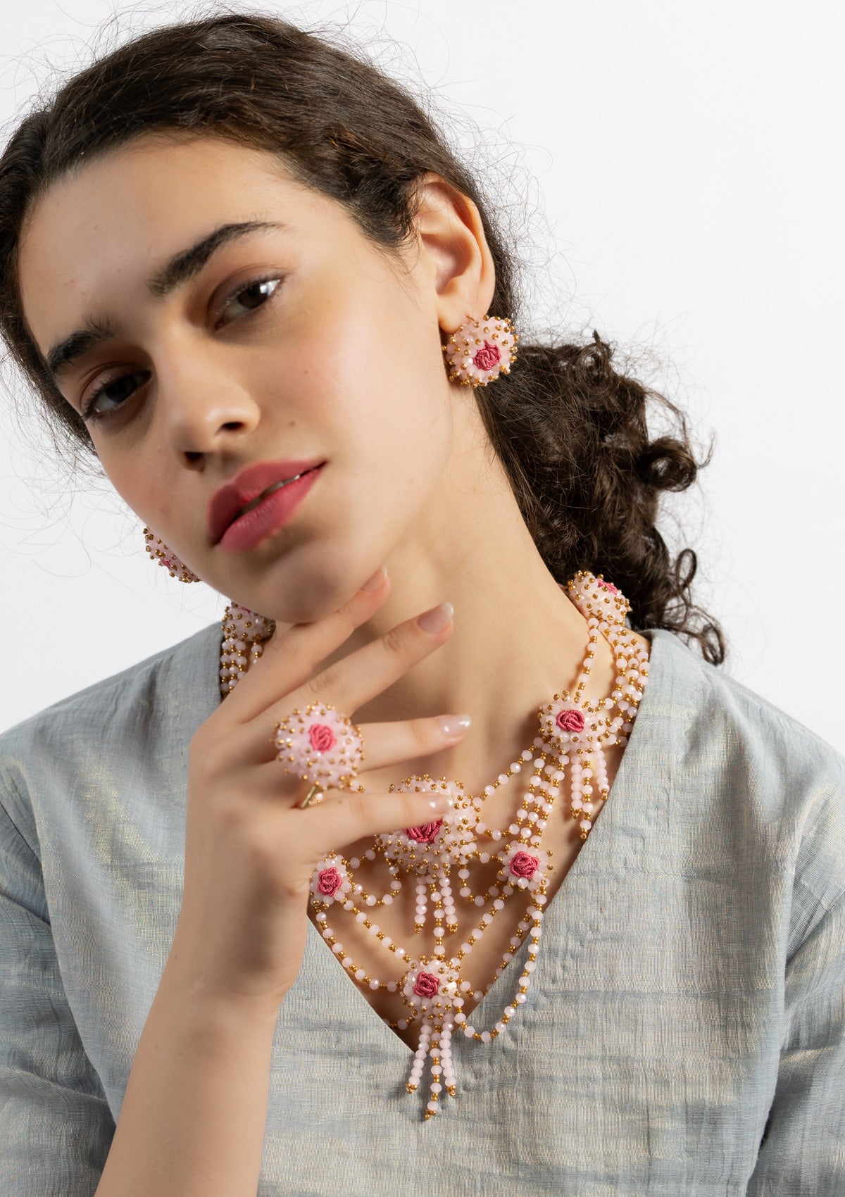 Elevia Floral Necklace & Earrings Set