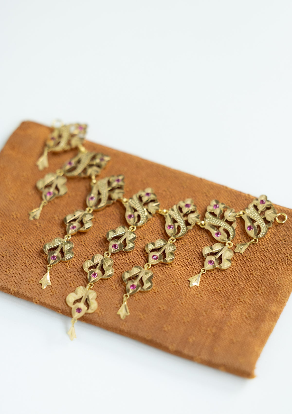 Manjari Gold Necklace