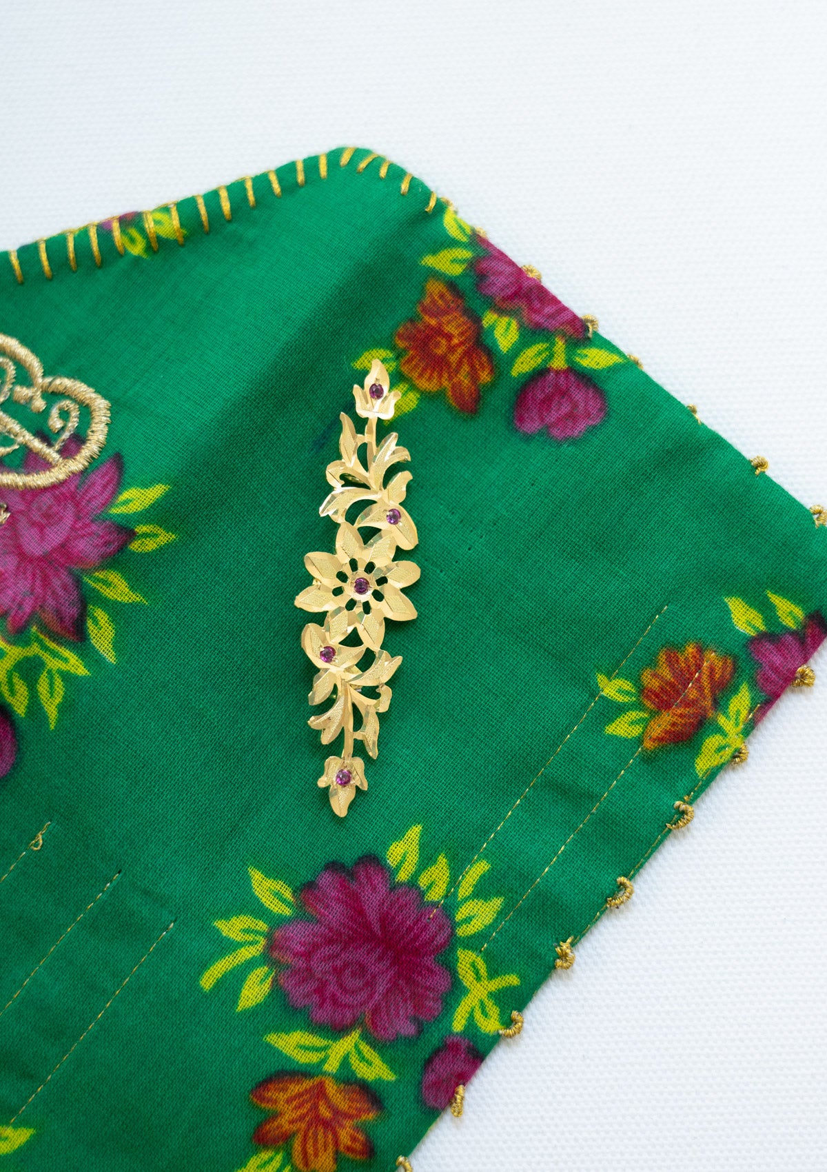 Heeba Gold Hair Pin