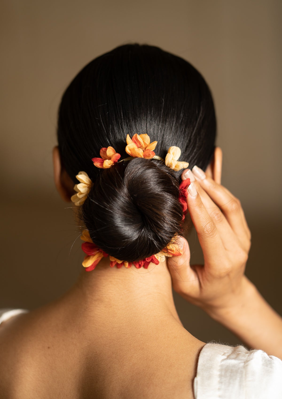 Tambura Red Flower Hair Accessory