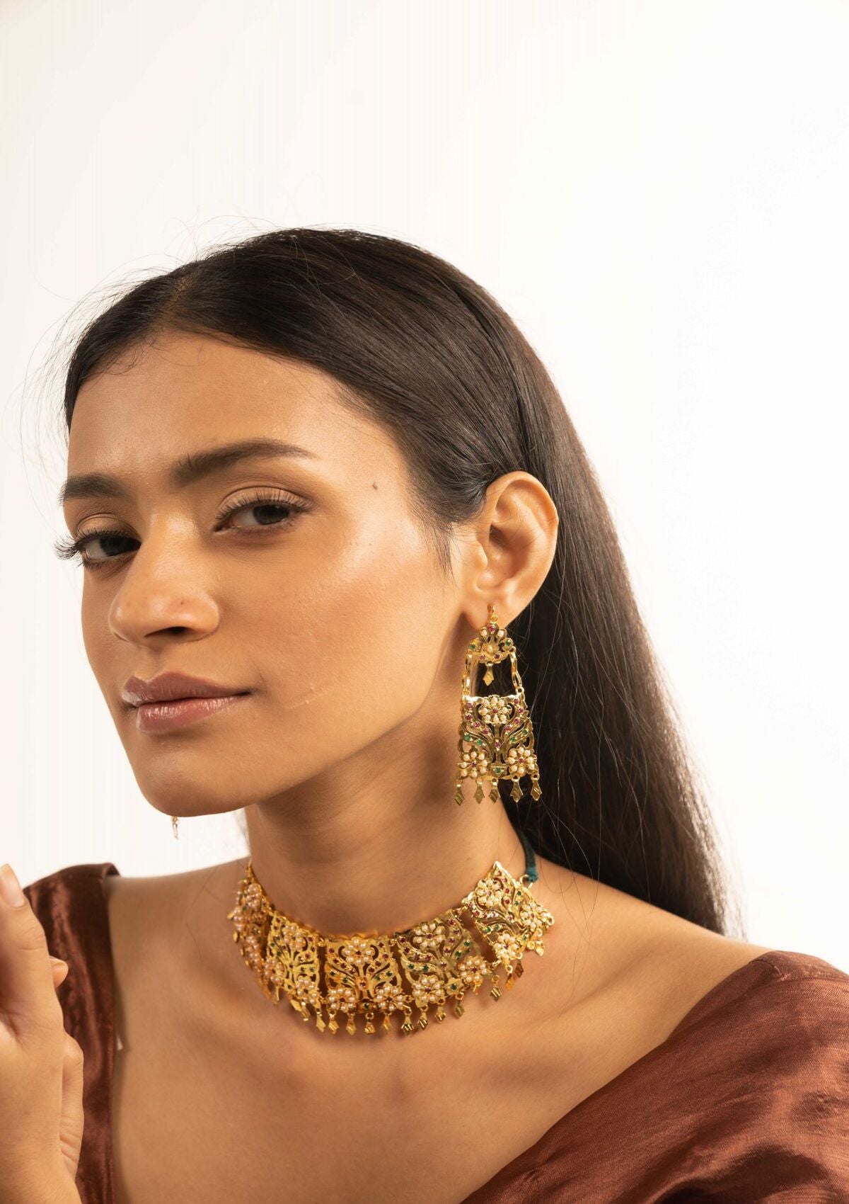 Triveni Gold Tone Necklace & Earrings Set