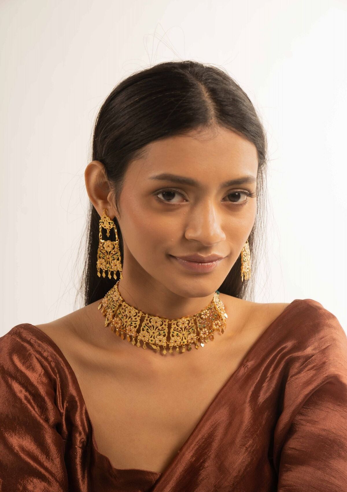 Triveni Gold Tone Necklace & Earrings Set