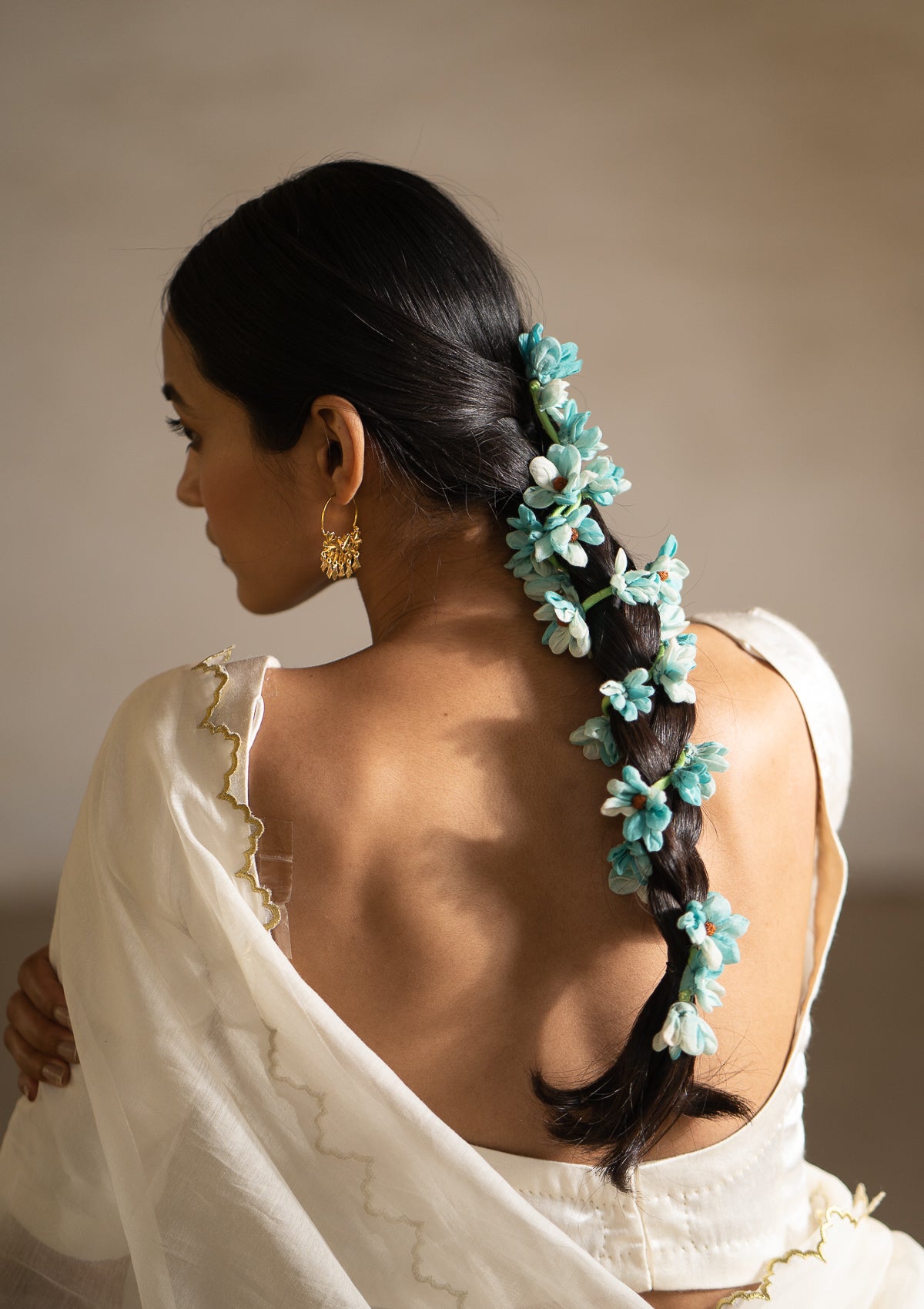 Veena Blue Flower Hair Accessory