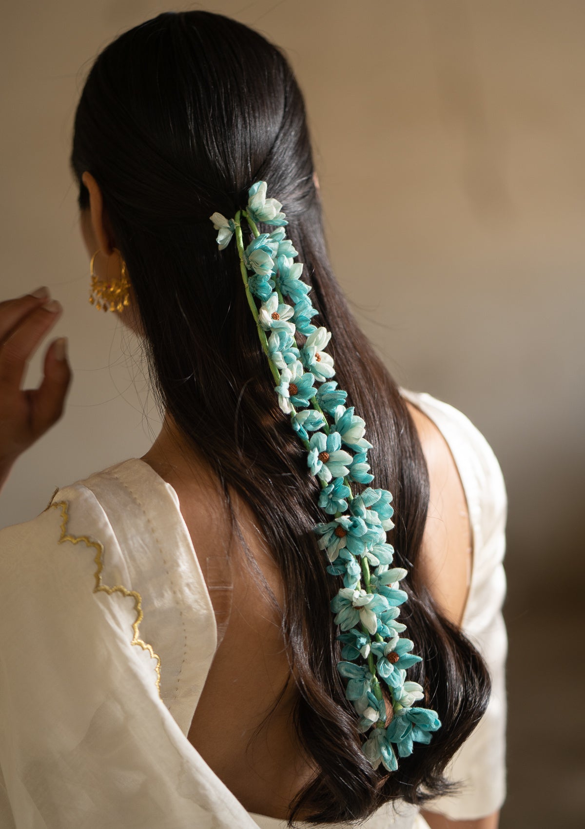 Veena Blue Flower Hair Accessory