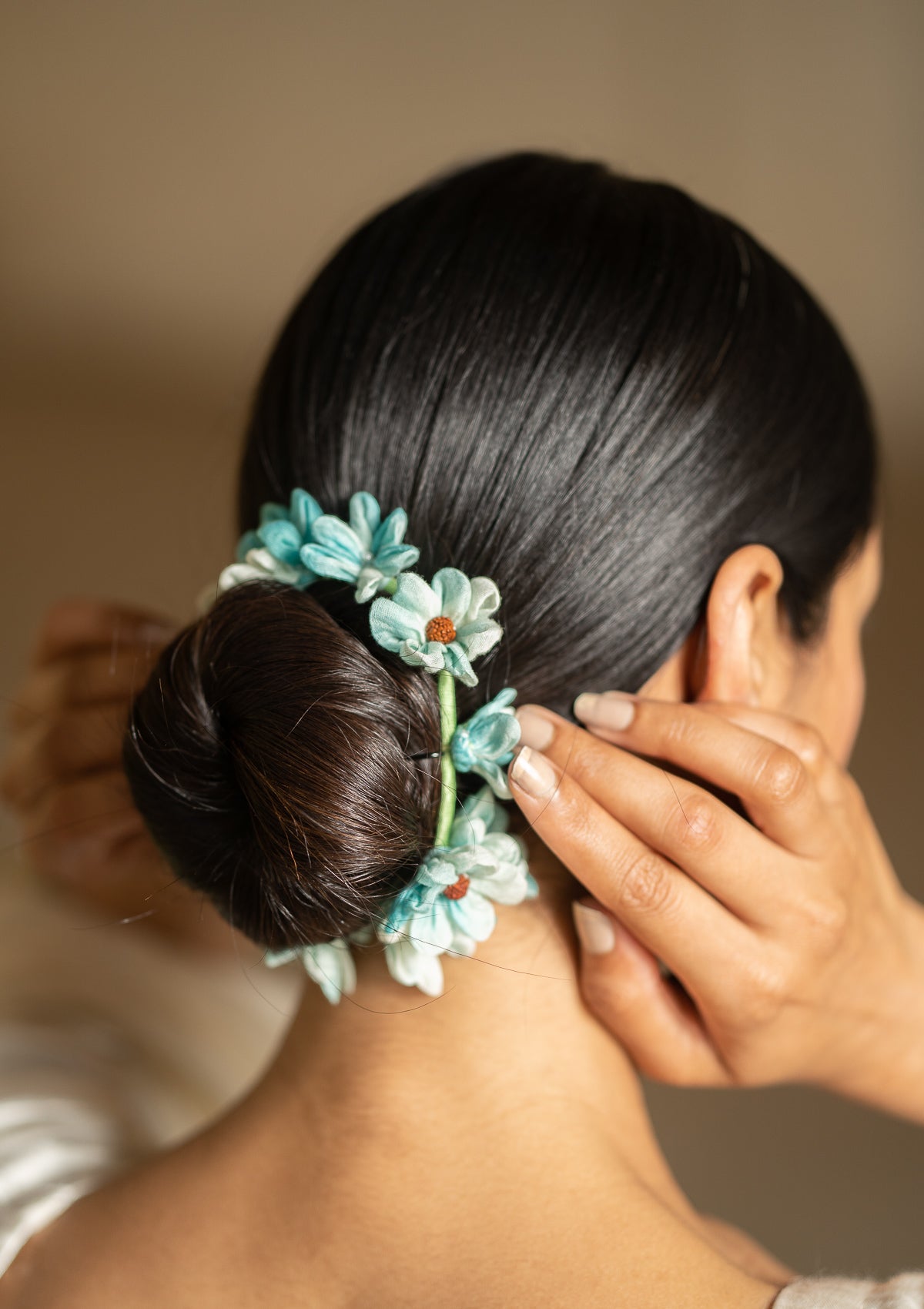 Veena Blue Flower Hair Accessory