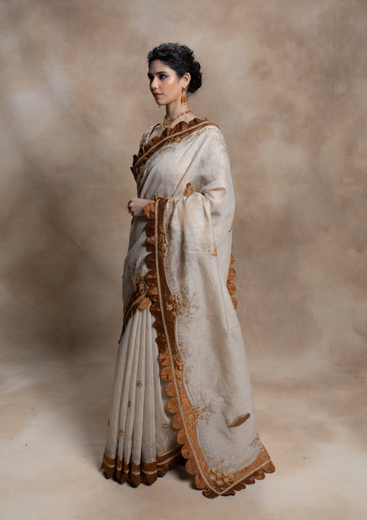 Maheshwari Tissue Saree