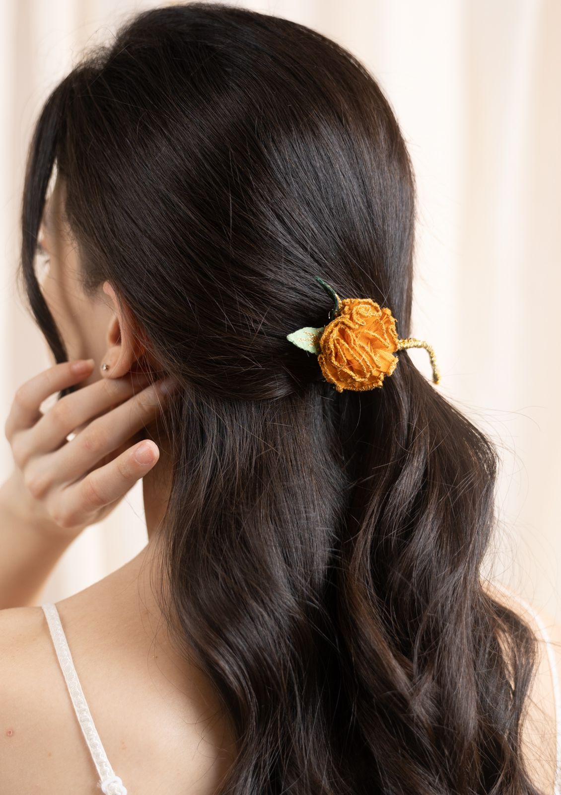 Genda Floral Comb Clip