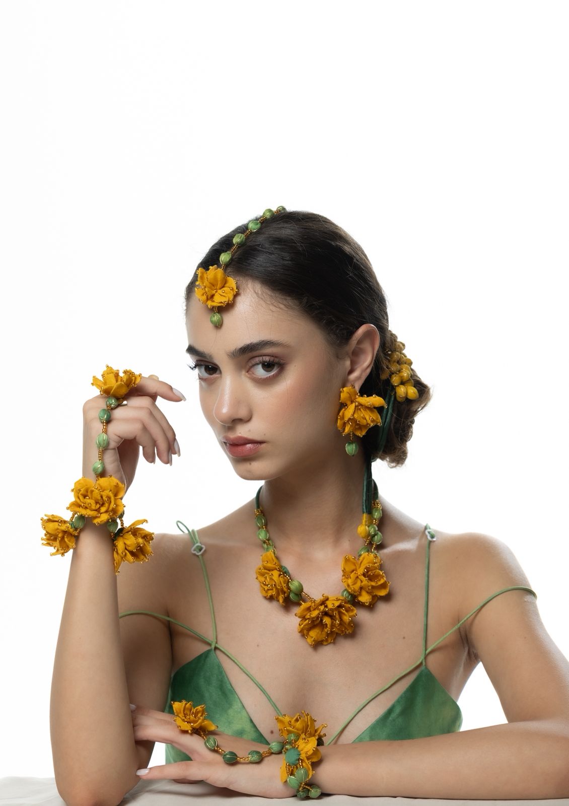 Guldaudi Jewellery Set