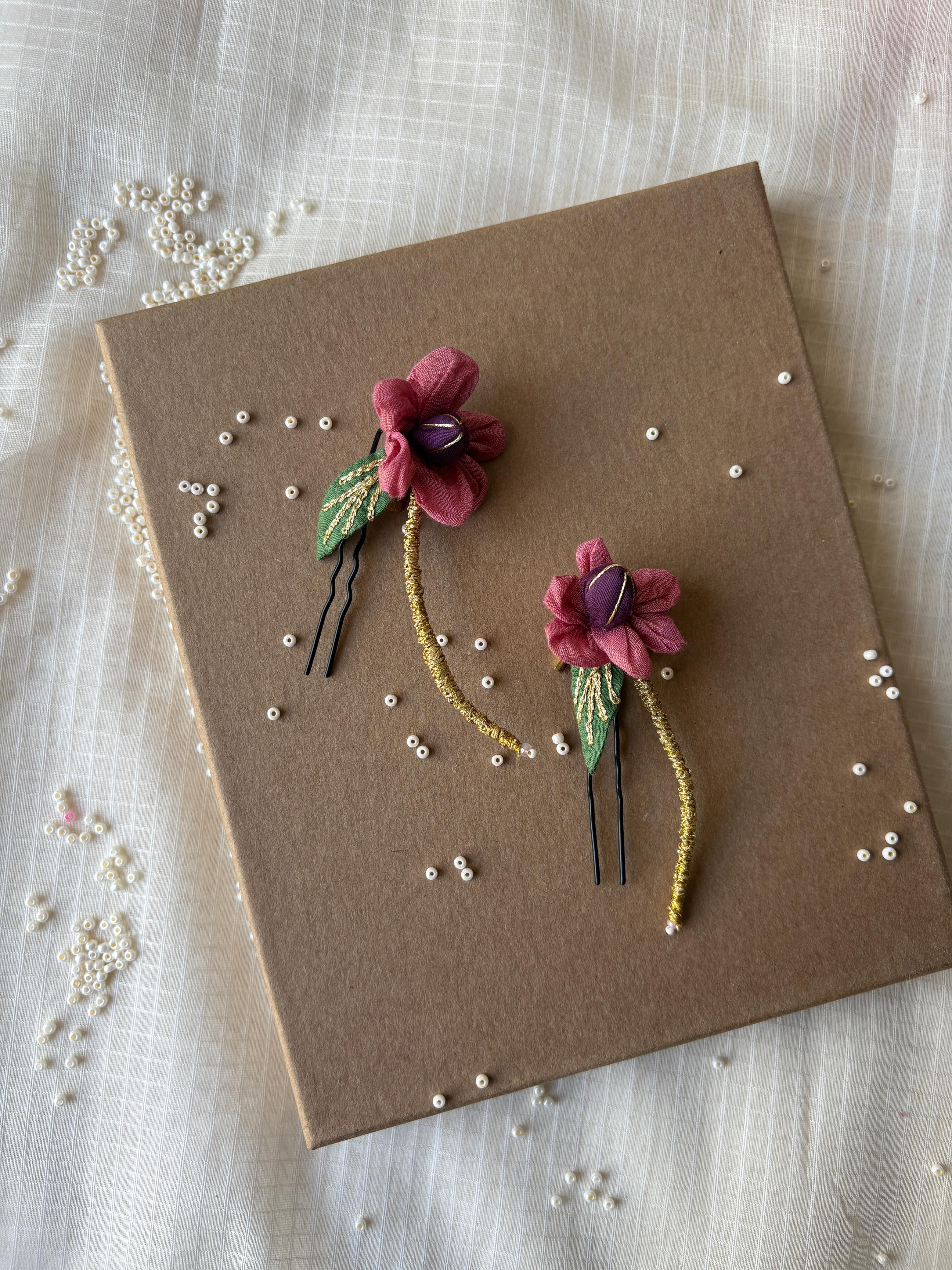 Wisteria Floral Juda Pin- Set of 2