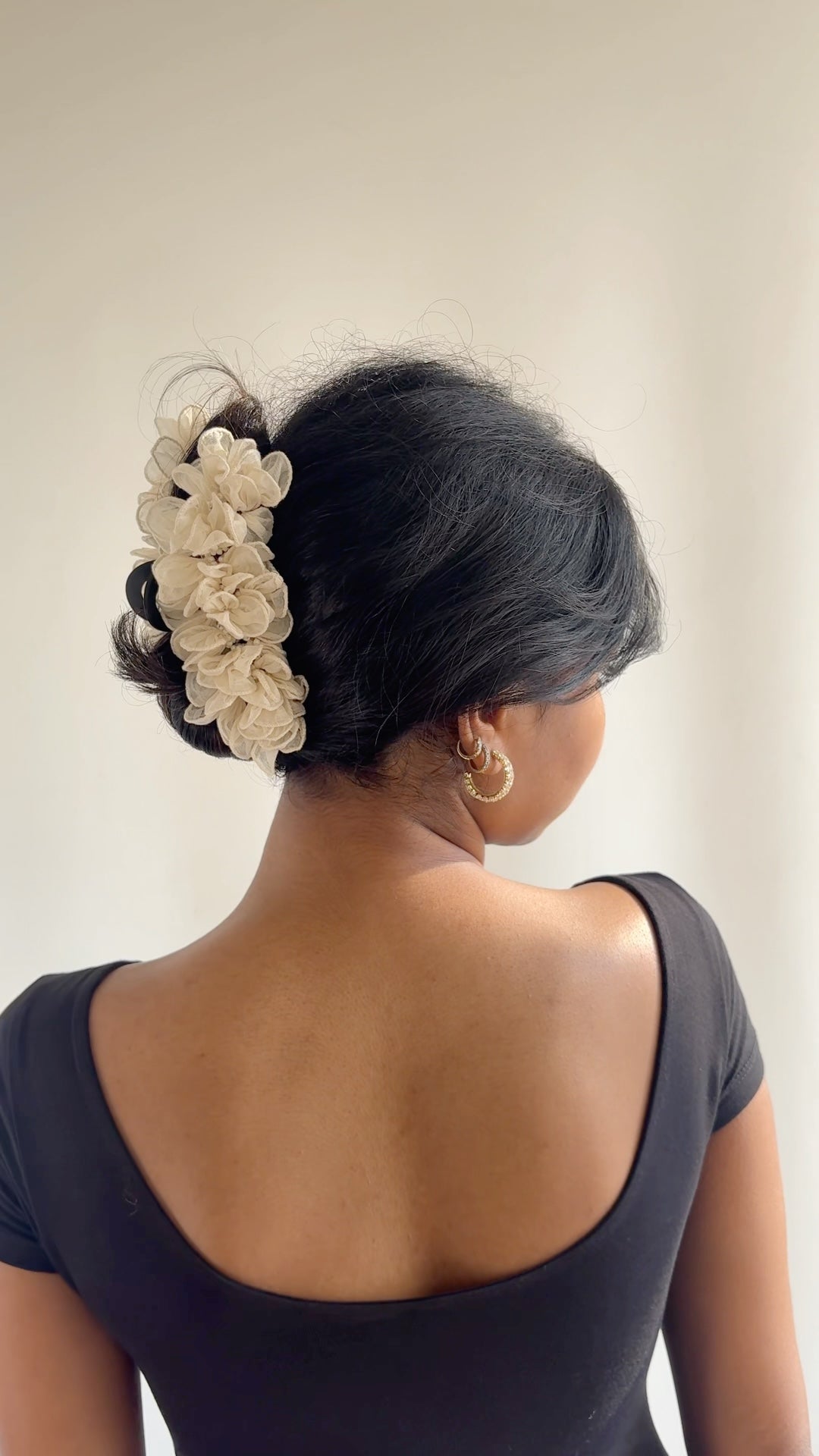 Varsha Floral Cluster