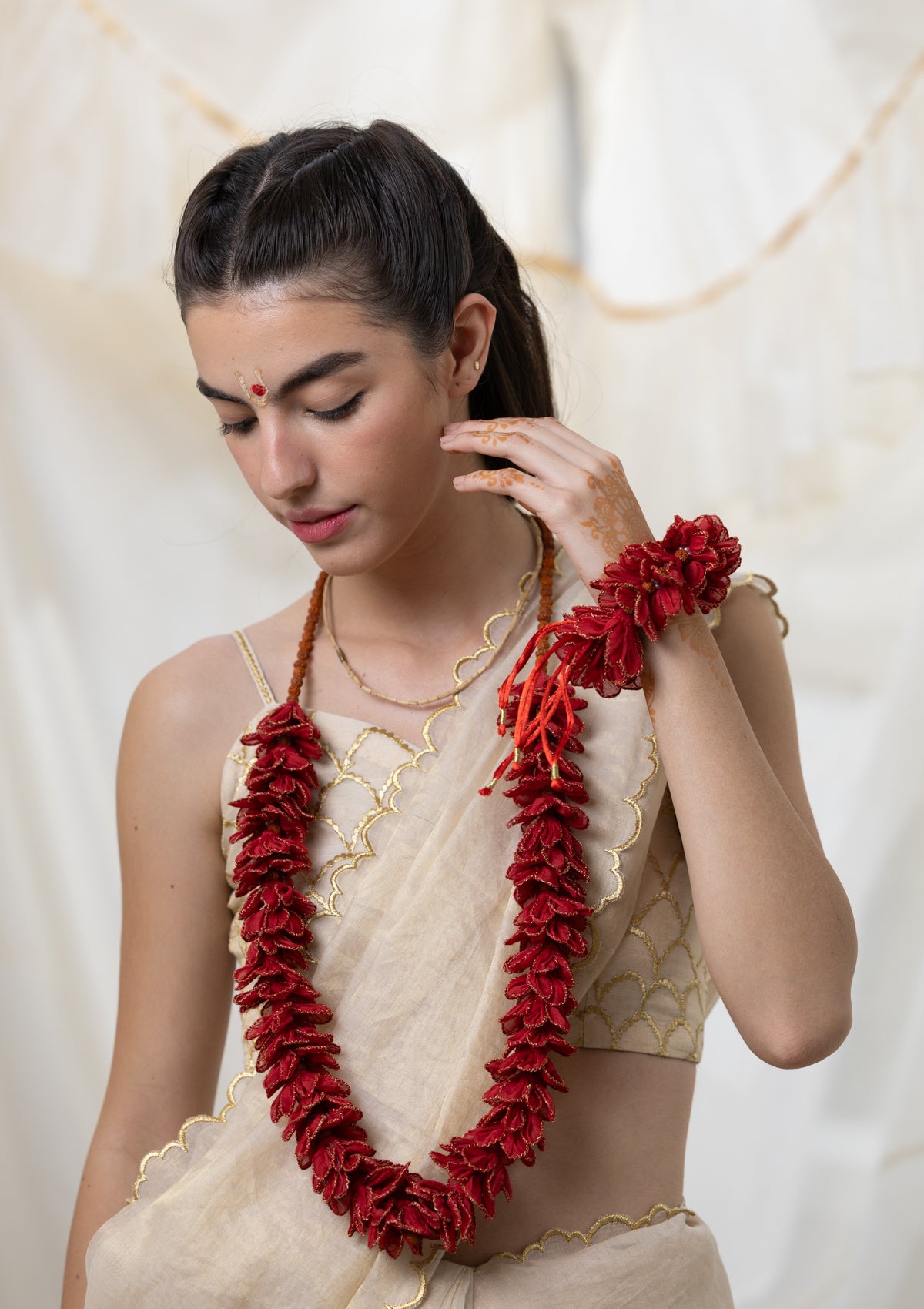 Gulal Floral Mala