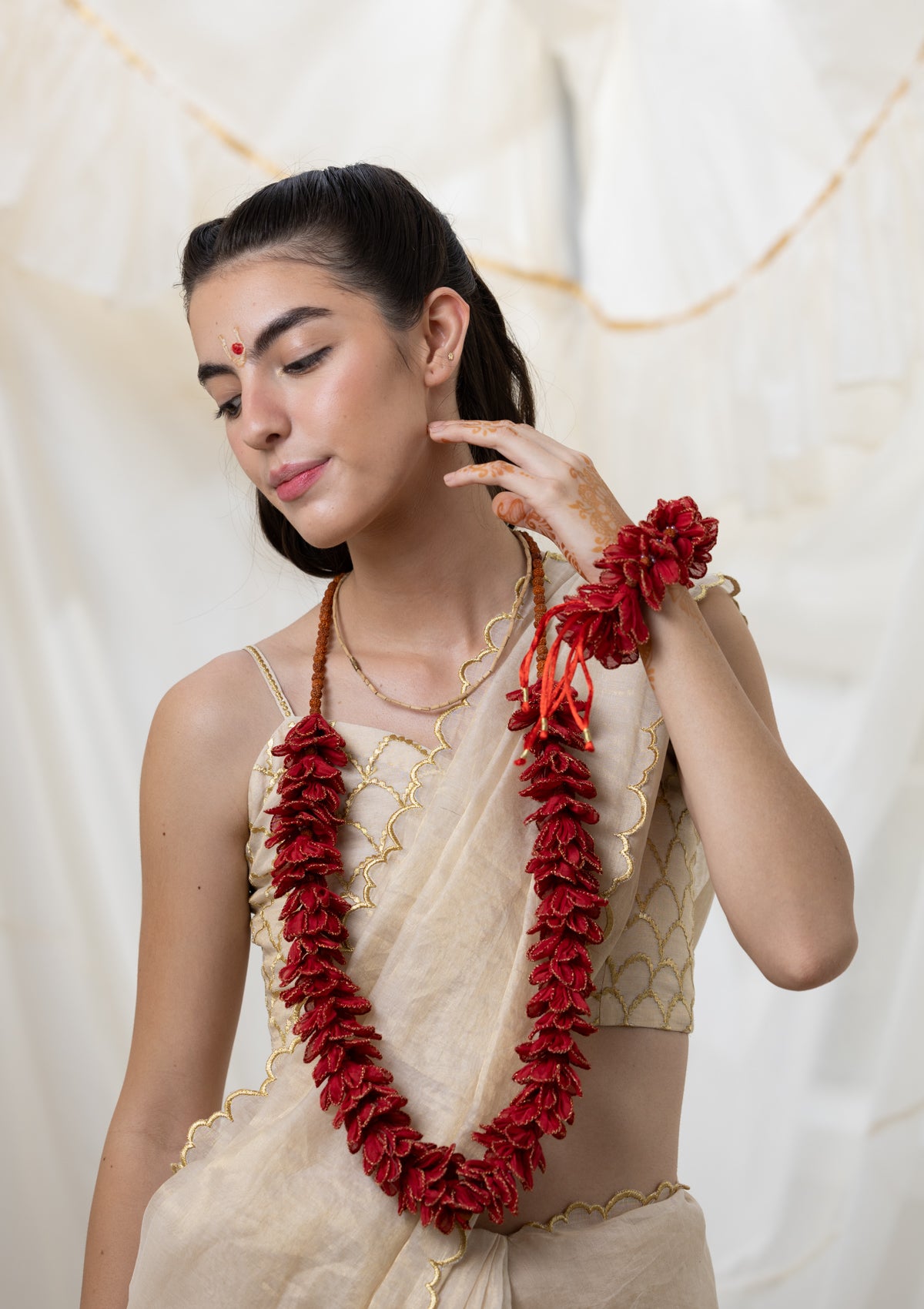 Gulal Floral Mala