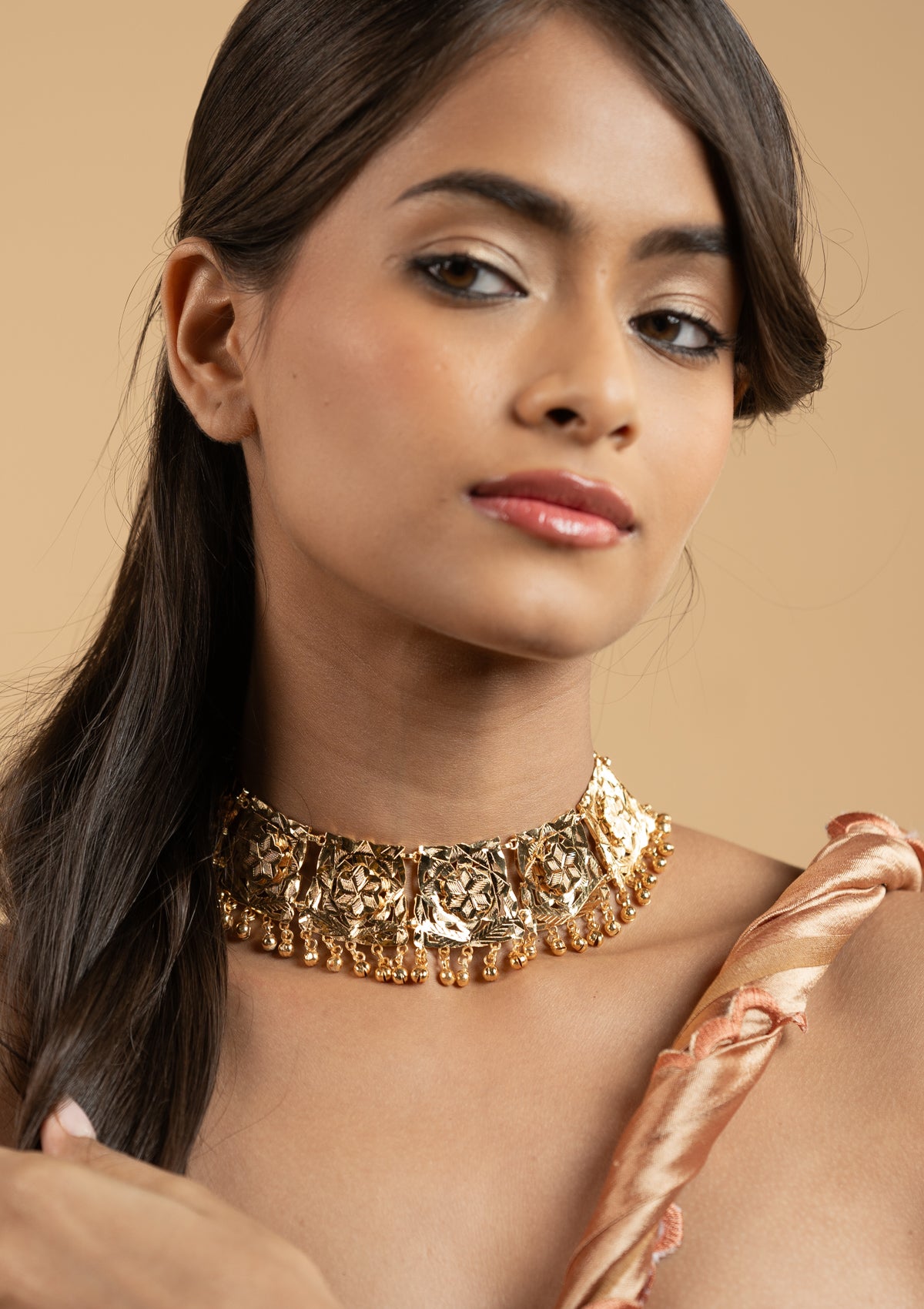 Kalpana Gold Tone Silver Necklace & Earrings Set