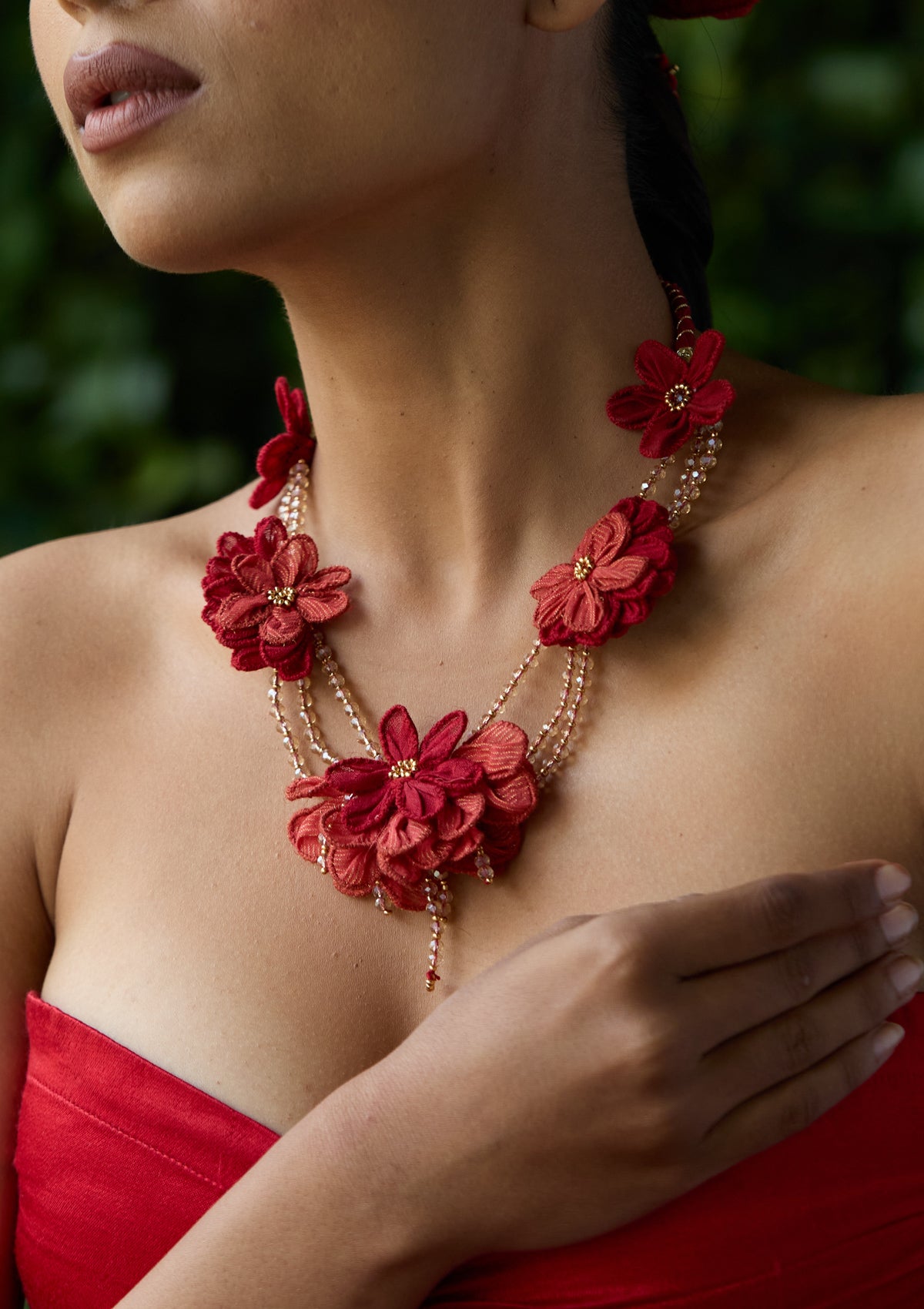 Chandra Floral Necklace