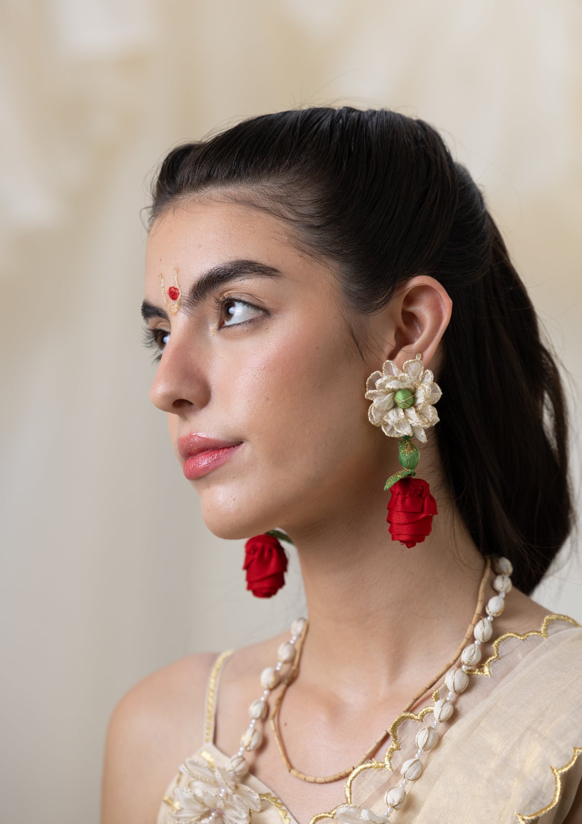 Sanni Floral Earrings