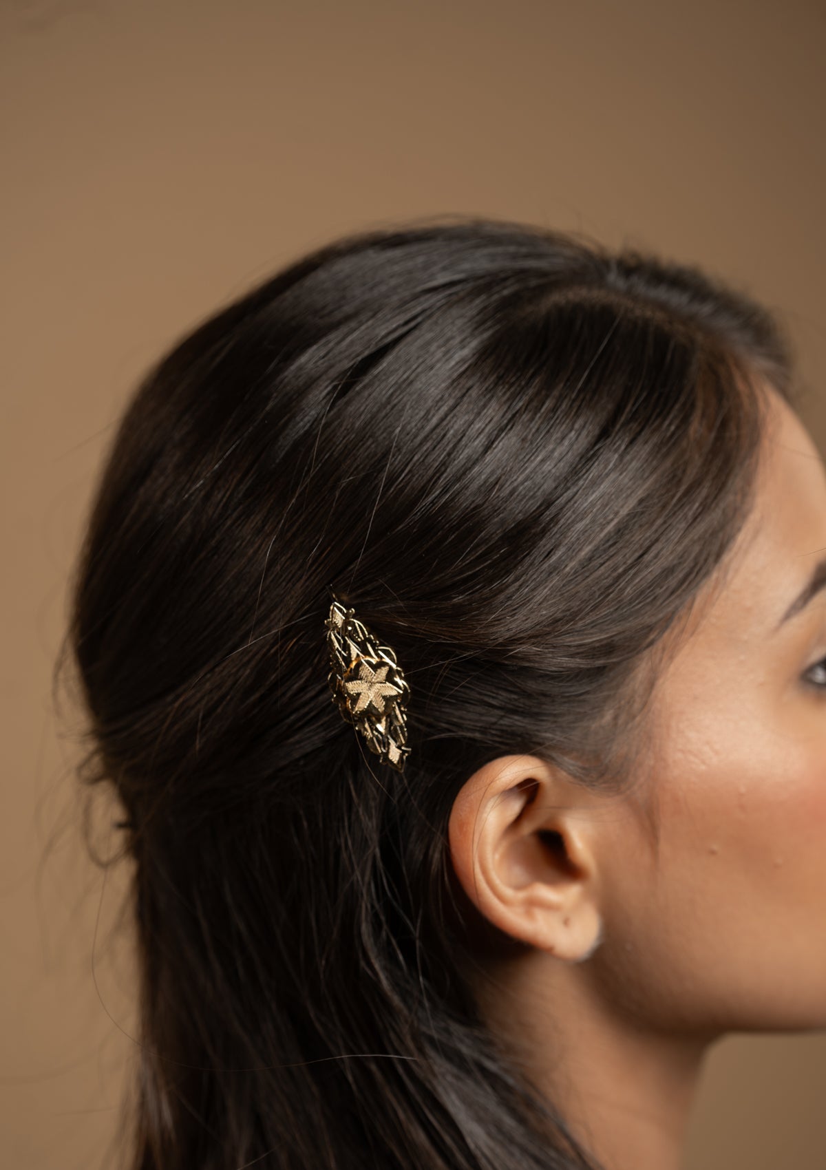 Vidya Gold Tone Silver Hairpin