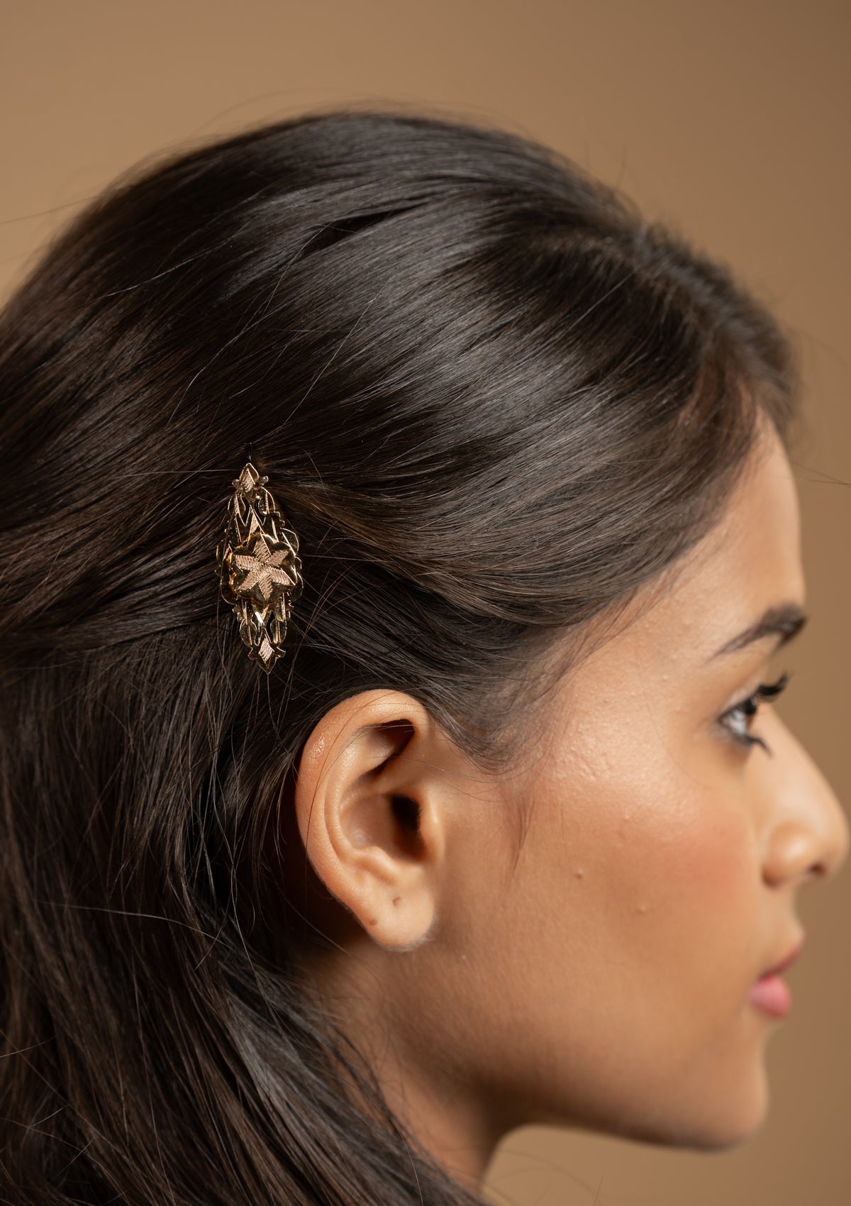 Vidya Gold Tone Silver Hairpin